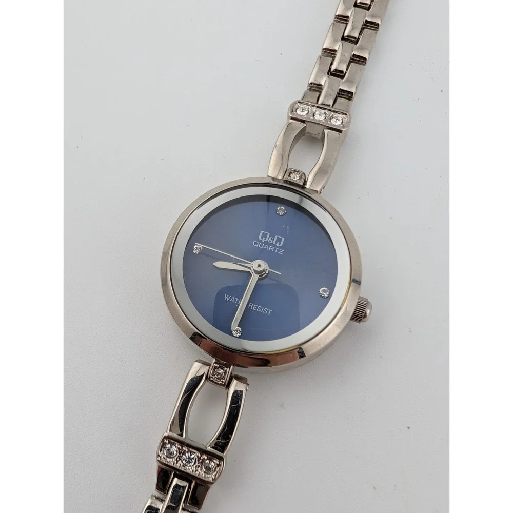 Q&Q Citizen Watch Women‎ 22mm Case Blue Dial Silver 8